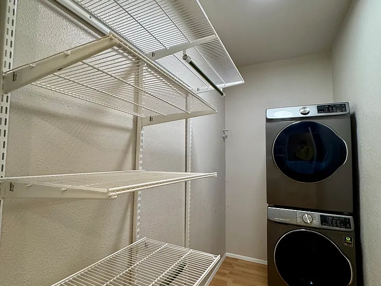 2030 42nd Ave E #1 — Photo 12