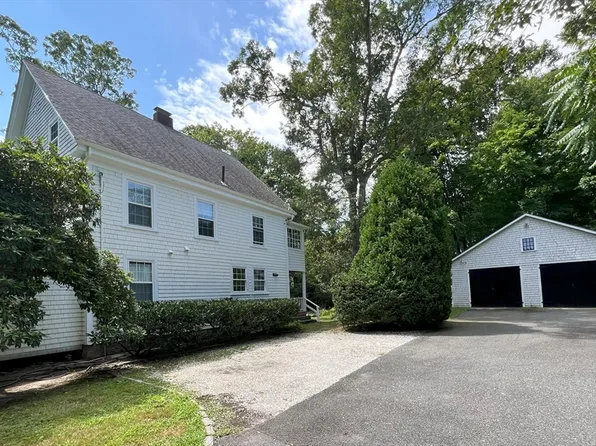 245 Woods Hole Rd, Falmouth, MA 02540
