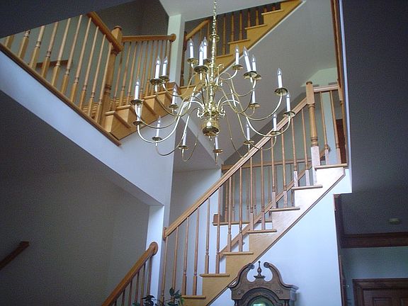 5th image of 372 Dutchtown Rd