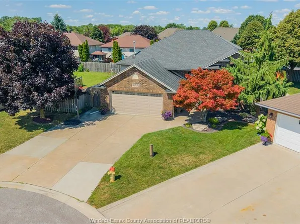 3857 Socrates Ct, Windsor, ON N9G 2P2