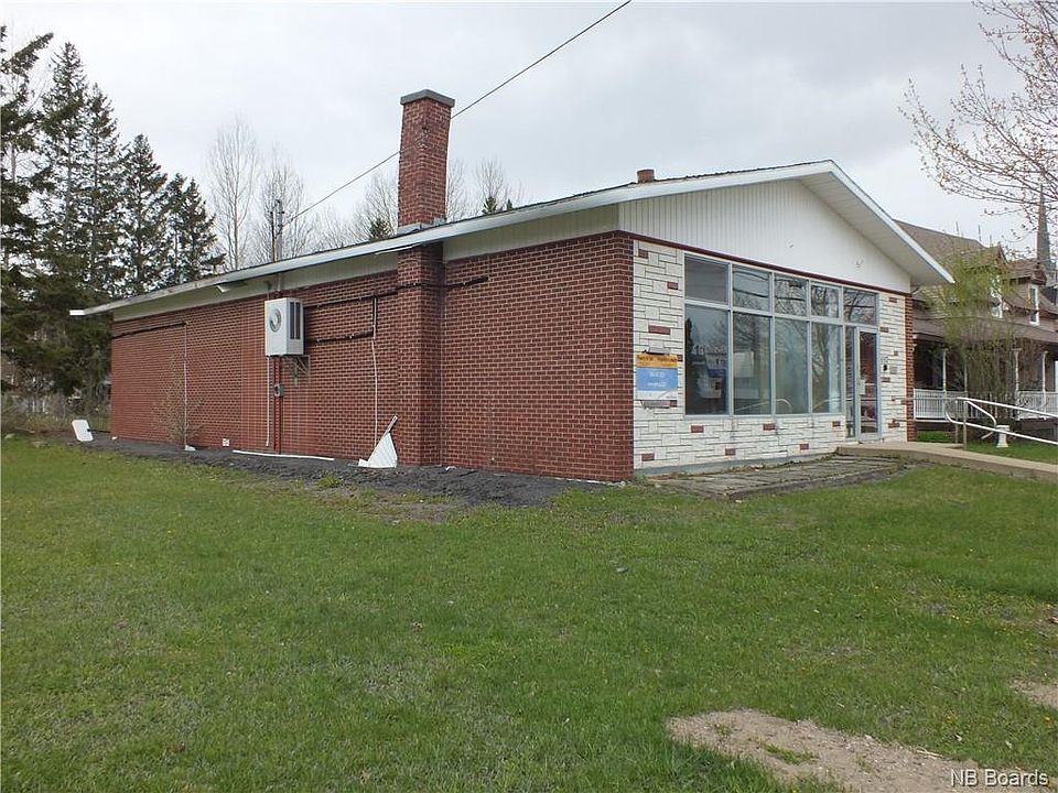 692 Principale St, Saint Leonard, NB E7E 2H6 MLS NB087440 Zillow