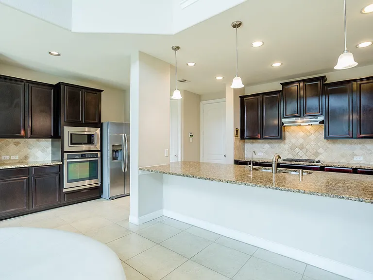 4622 Regal Shadow Ln — Photo 9