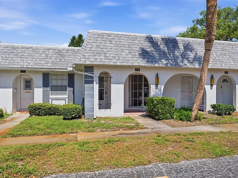 4209 Touchton Pl — Photo 2