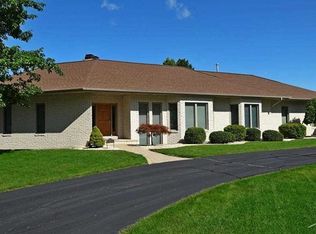 25 E Corral Dr, Saginaw, MI