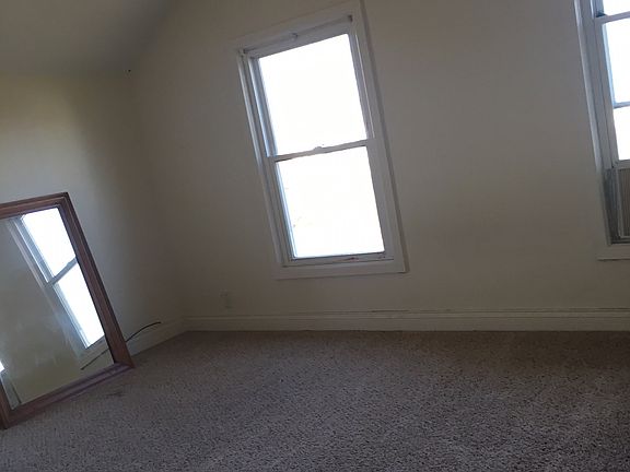 5th image of 208 N Myers St