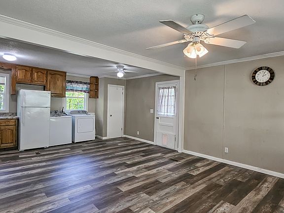 2nd image of 262 Bluewater Dr