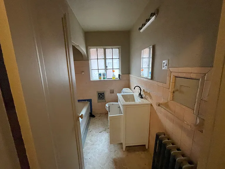 4294 Cortland St #2 — Photo 12
