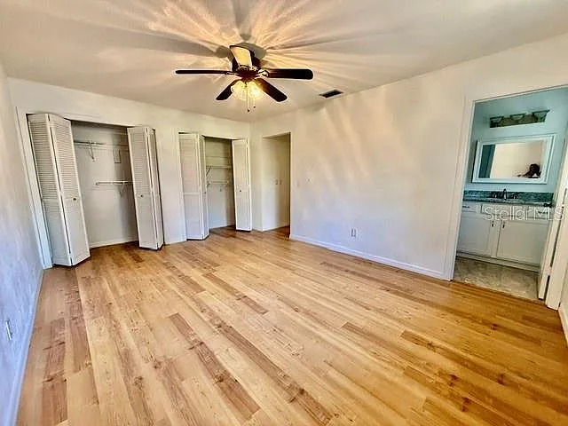 860 N Kansas Ave — Photo 13