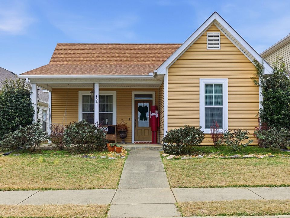 1st image of 133 Prospect Park Dr