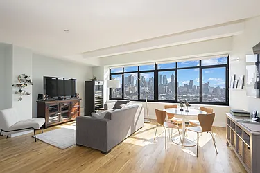 360 Furman Street, #1107