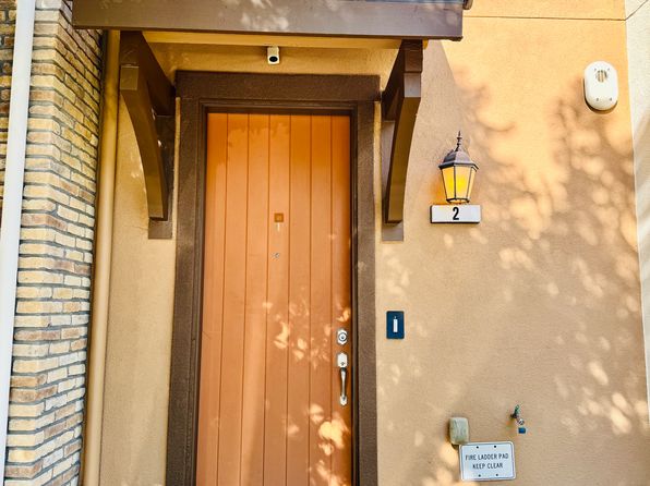 2720 Goble Ln #2