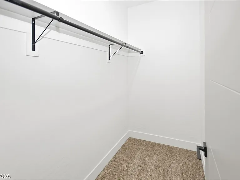 2001 S Dandelion St #2 — Photo 18