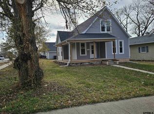 1023 Ella St, Beatrice, NE 68310