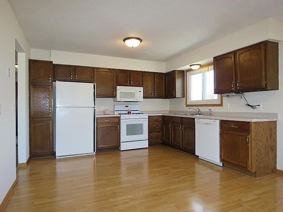 4th image of 8000 82nd Ave N