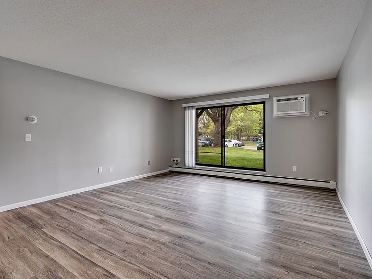 Garden Oaks Apartments — Photo 75