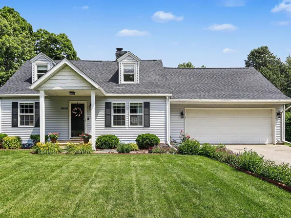 16596 Morris Ave, Three Rivers, MI 49093
