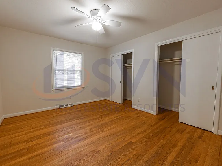 406 N Estes Dr — Photo 17