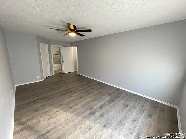 5938 Hidden Glade — Photo 15