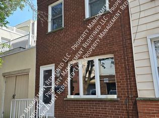 1002 Mountain St, Philadelphia, PA 19148