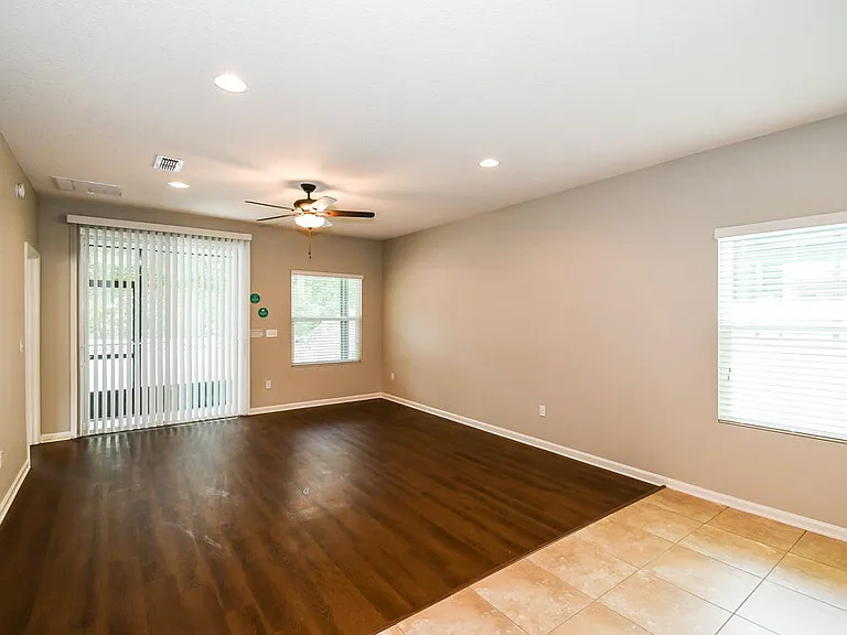 636 Drysdale Dr — Photo 5