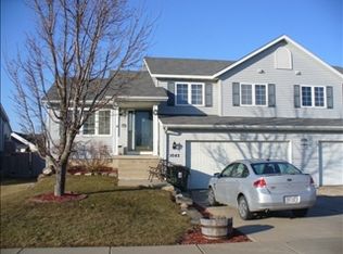 1042 Saint Albert The Great Dr, Sun Prairie, WI 53590