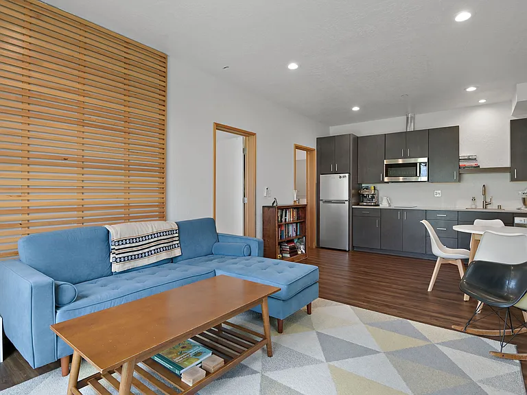 2336 W 1st Ave — Photo 58