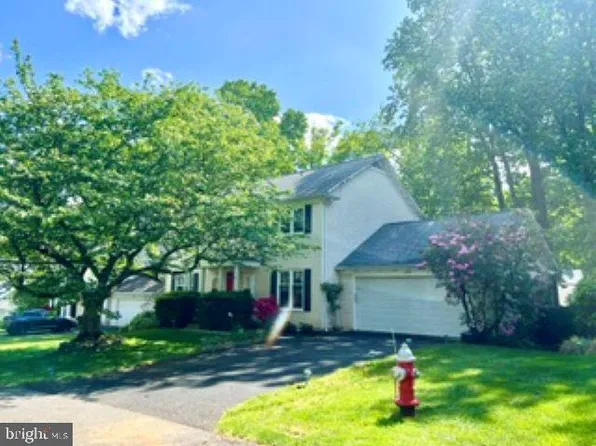 10142 Marshall Pond Rd, Burke, VA 22015