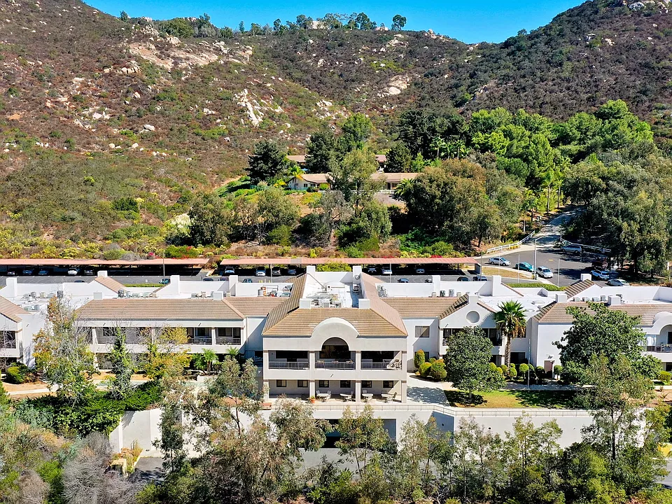 Legacy Hills at Poway 55+