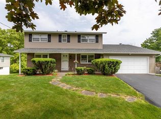 7901 Salt Springs Rd, Fayetteville, NY 13066