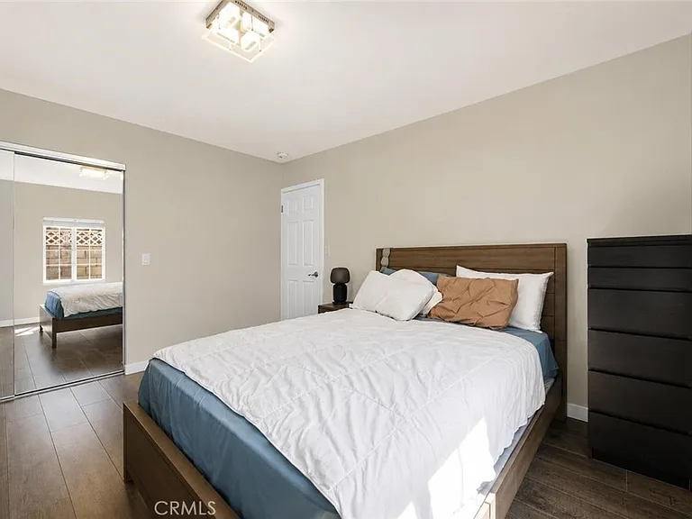 12954 Bosworth St — Photo 16