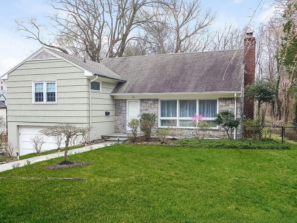 2nd image of 141 Ardsley Rd