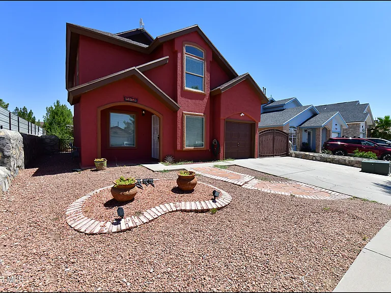 12121 Tower Hill Dr — Photo 1