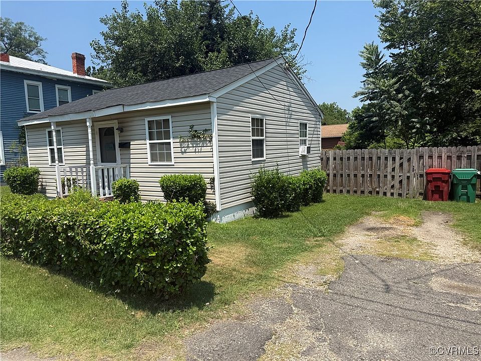 2nd image of 39 Walnut Ln