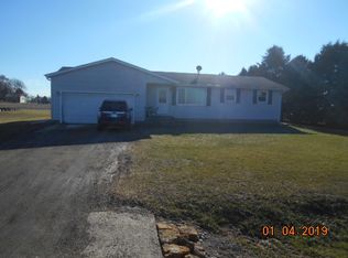 28915 Bell Rd, Rock Falls, IL 61071