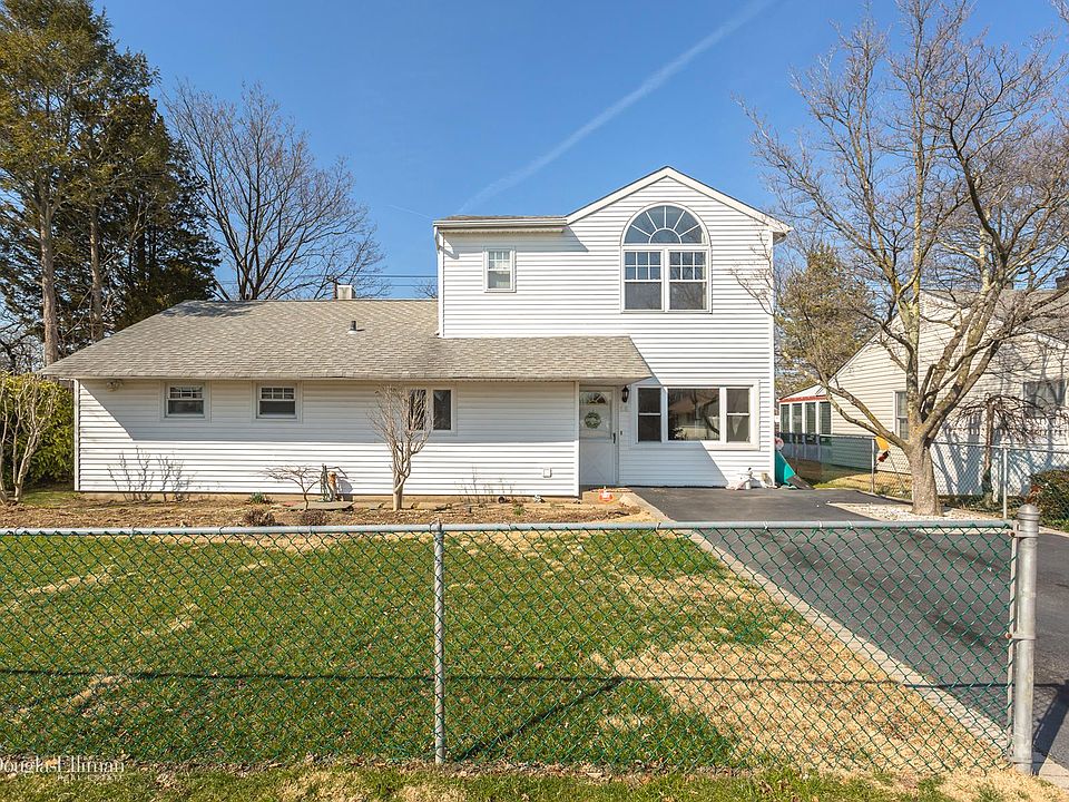 1st image of 58 W Millpage Dr