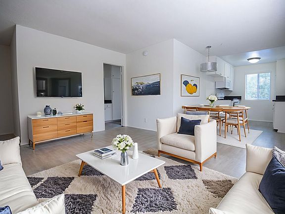 4th image of 6954 Woodman Ave APT 19