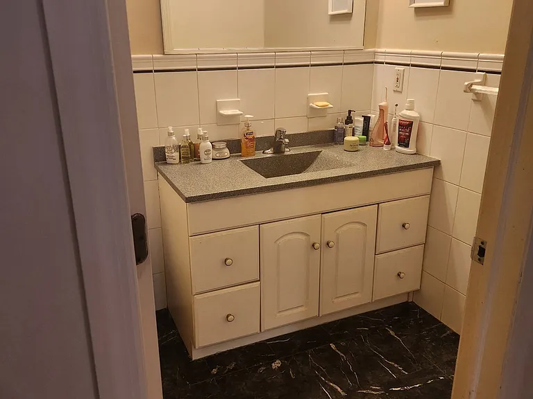 14 Seymour St #2 — Photo 7