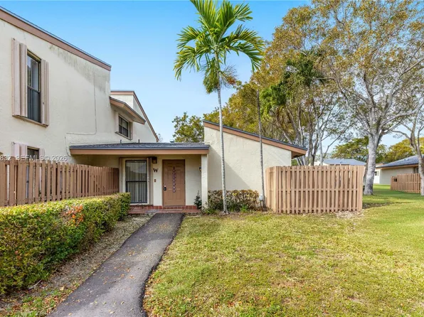 11522 SW 109th Rd #36W, Miami, FL 33176