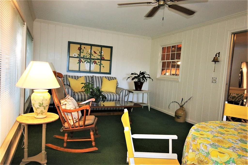 652 Lydia Ave, Woonsocket, RI 02895 Zillow