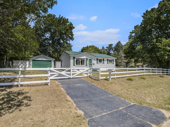 104 Calico Ln, Battle Creek, MI 49037