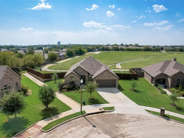 601 Meadowedge Ln, Denton, TX 76207