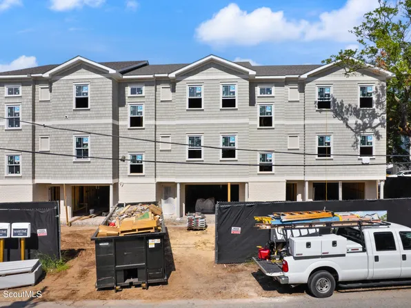 316 Arnold Rd, Saint Simons Island, GA 31522