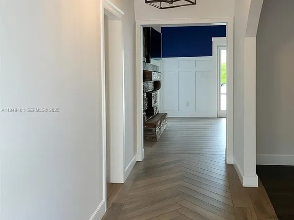 16420 SW 80th Ave, Palmetto Bay, FL 33157