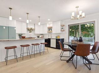 5341 Thotland Rd, Golden Valley, MN 55422