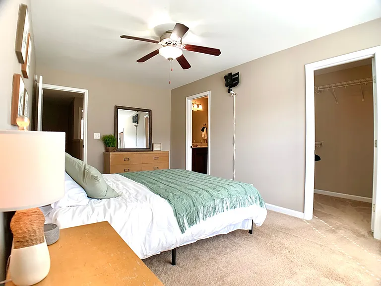 308 Sam Houston Cir — Photo 21