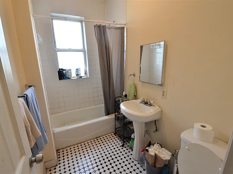 59 Burbank St #37 — Photo 15