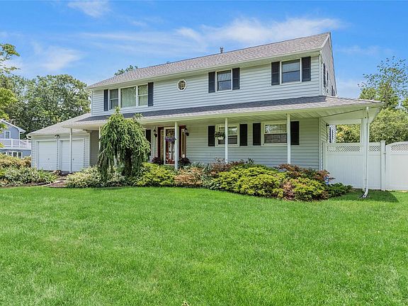3rd image of 1212 McFadden Dr