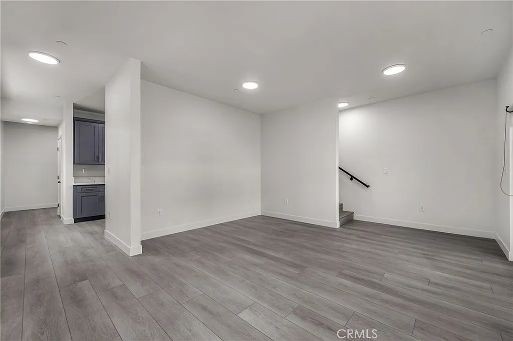 4 bed, 1500 sqft, $4,500 — Photo 4