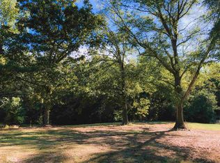 1776 Baughs Cross Rd, West Point, GA 31833