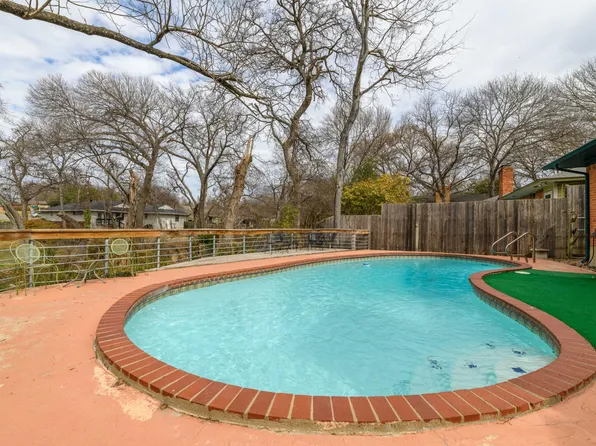 8171 Hunnicut Rd, Dallas, TX 75228